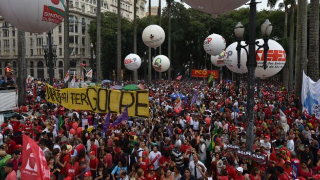 Protestos pró-governo | AFP