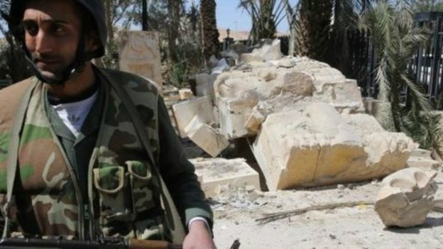 சிரியப் படையினர் பல்மைரா நகரை மீள கைப்பற்றியுள்ளனர்