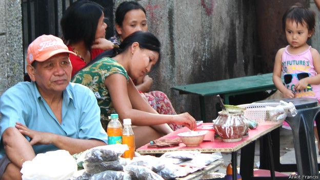 http://ichef-1.bbci.co.uk/news/ws/624/amz/worldservice/live/assets/images/2016/04/20/160420153959_chin_refugee_mayanmar_india_624x351_ankitfrancis.jpg