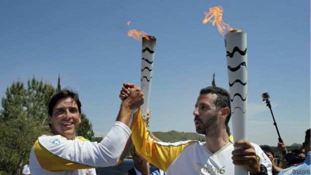 160421114227_olympic_torch_640x360_reute