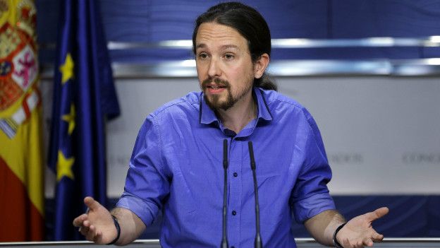 Pablo Iglesias, del Parido Podemos, brindó una conferencia tras el encuentro con el rey Felipe.