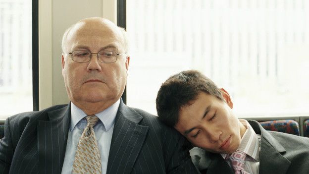 De acuerdo con el estudio, los japoneses duermen una hora menos de promedio que los holandeses.