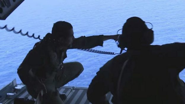 160520175433_sp_egypt_searh_team_air_640