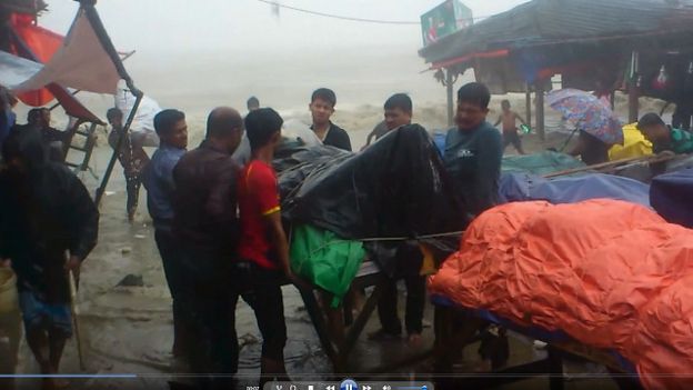 160521131628_bangladesh_cyclone_640x360_