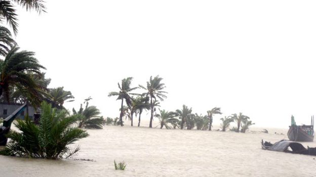 160522050342_bangladesh_cyclone_noakhali