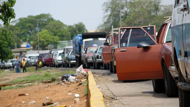 Fila en Maracaibo