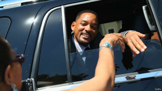 160611044544_muhammed_ali_funeral_640x36