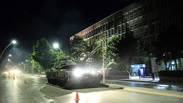 160716025253_turkeyarmy_coup_512x288_get