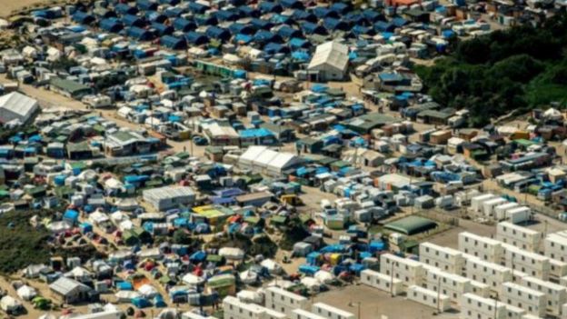 مخيم كاليه للاجئين والمهاجرين شمال فرنسا