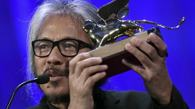 160911060126_venice_film_festival_philip