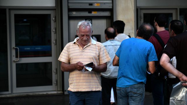 150707100413_greece_atm_640x360_afp.jpg