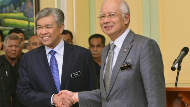 150728085041_najib_razak_640x360_ap.jpg