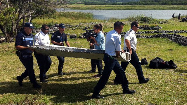 150730050054_mh370_parca_640x360_afp_nocredit.jpg