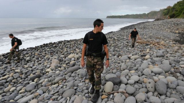 150809115733_mh370_search_640x360_afp.jpg