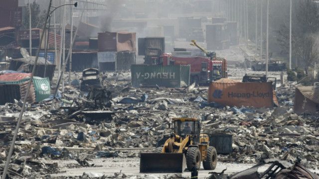 150813102107_tianjin_explosion_640x360_reuters_nocredit.jpg