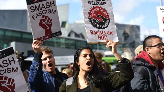 150828140427_australians_protest_against_visa_controls_640x360_epa.jpg