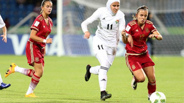 انطلاق كأس العالم لكرة قدم السيدات في الأردن