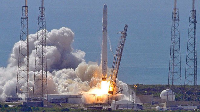 Картинки по запросу Полеты ракеты Falcon 9