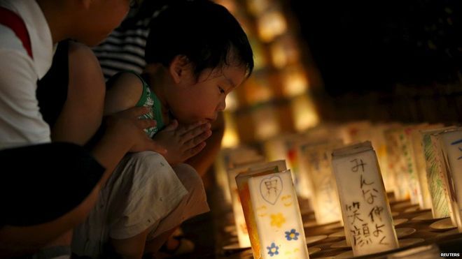 150809003423_nagasaki-candle-lit.jpg