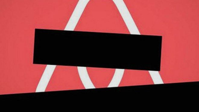 Logo de Airbnb cubierto