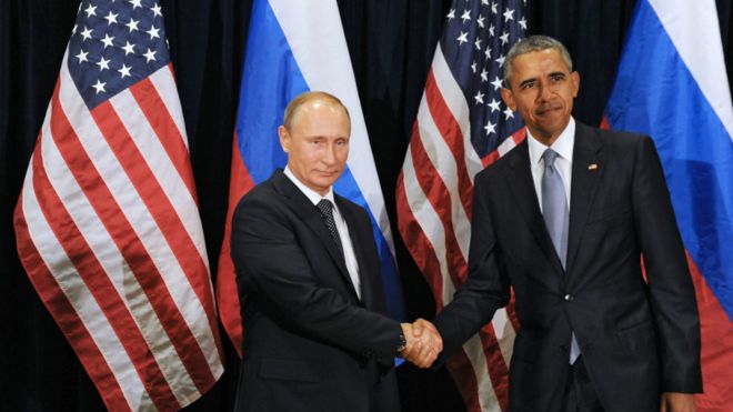 普京与奥巴马在联合国大会握手