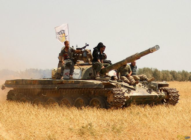 Танк, захваченный исламистами у сирийской армии