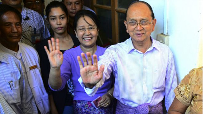  缅甸总统登盛于妻子周日到票站投票