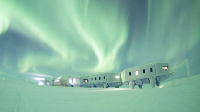 151224122045_space_station_624x351_bbc_nocredit.jpg