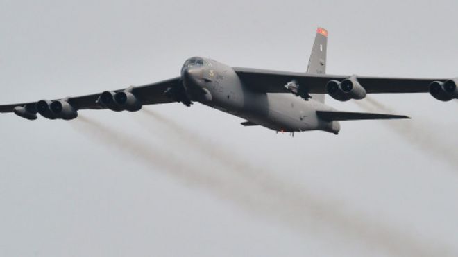 160110062021_cn_south_korea_us_b52_512x2