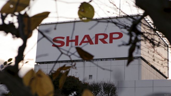 日本大型電機公司夏普（Sharp）董事會決定接受台灣大型電機企業鴻海7000億日元（約60億美元）援助