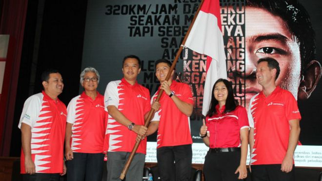 Demi pembalap Rio Haryanto, Menpora minta 'gaji PNS dipotong'