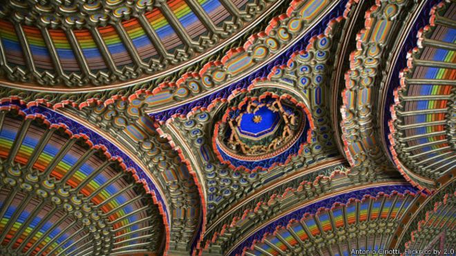 http://ichef-1.bbci.co.uk/news/ws/660/amz/worldservice/live/assets/images/2016/03/22/160322125212_castello_di_sammezzano_leccio_italy_624x351_antoniocinotti.flickrccby2.0.jpg