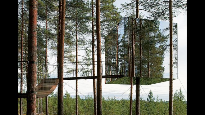 'Mirrored Tree House' de Tham y Videgard Arkitekter - Suecia. Åke E:son Lindman / Lindman Photography