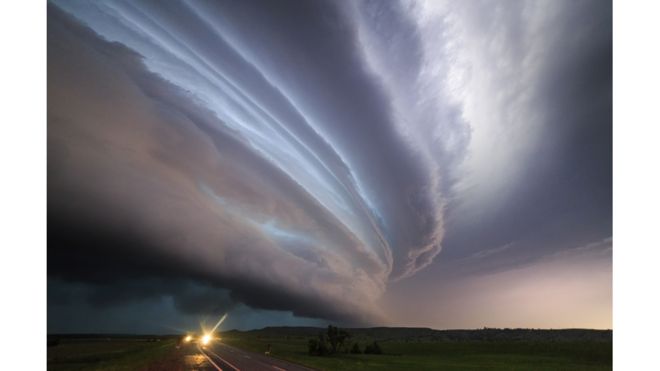 160523132130_storm-chaser-rex-4.jpg