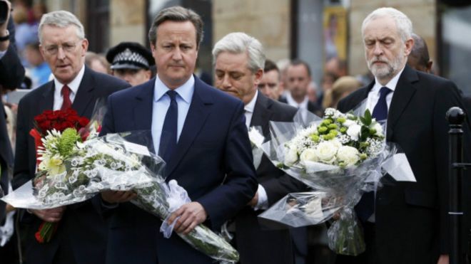 Thủ tướng Anh, ông David Cameron, và lãnh đạo đối lập ông Jeremy Corbyn