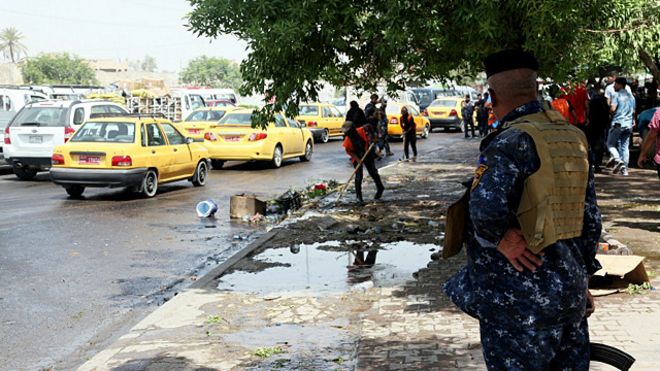 مقتل 17 شخصا في تفجير سيارة مفخخة بالعراق