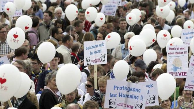 لأول مرة، بلجيكا تسمح لقاصر بالموت الرحيم