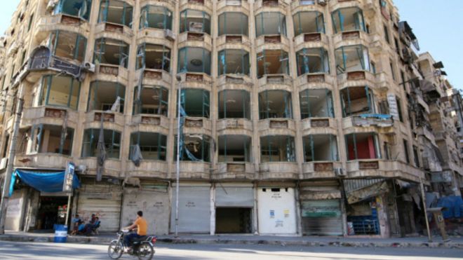 ناشطون: حلب تقصف لأول مرة منذ دخول اتفاق وقف إطلاق النار حيز التنفيذ