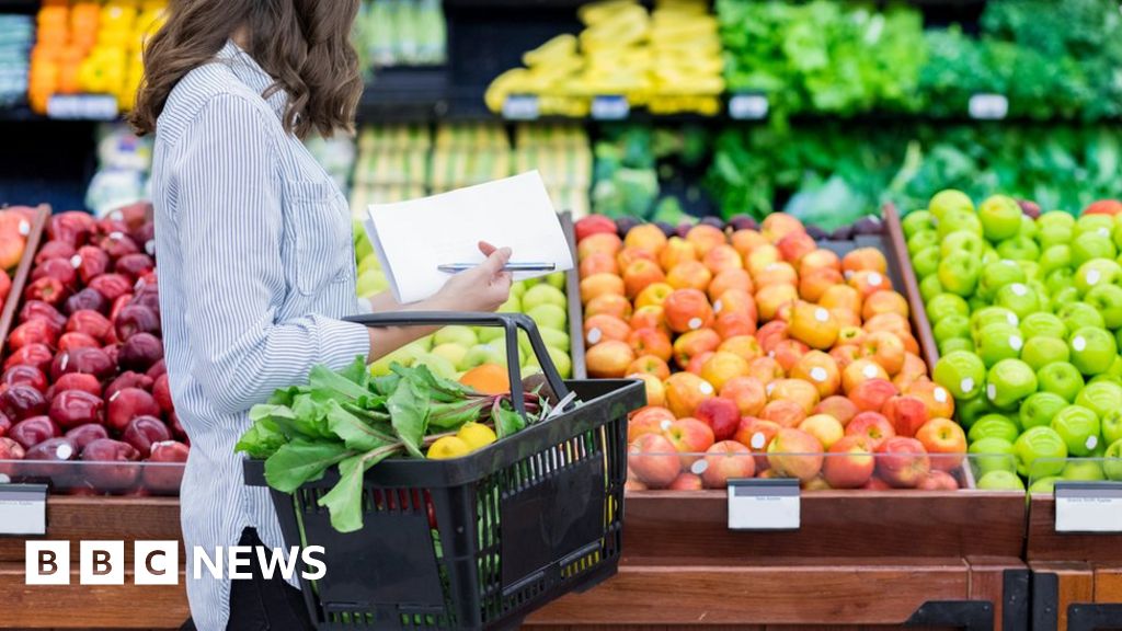Tesco says no to some 'best before' dates