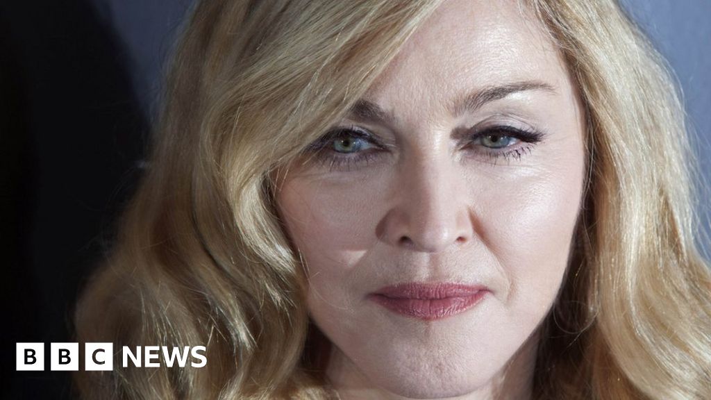 Judge rules Madonna auction can go ahead