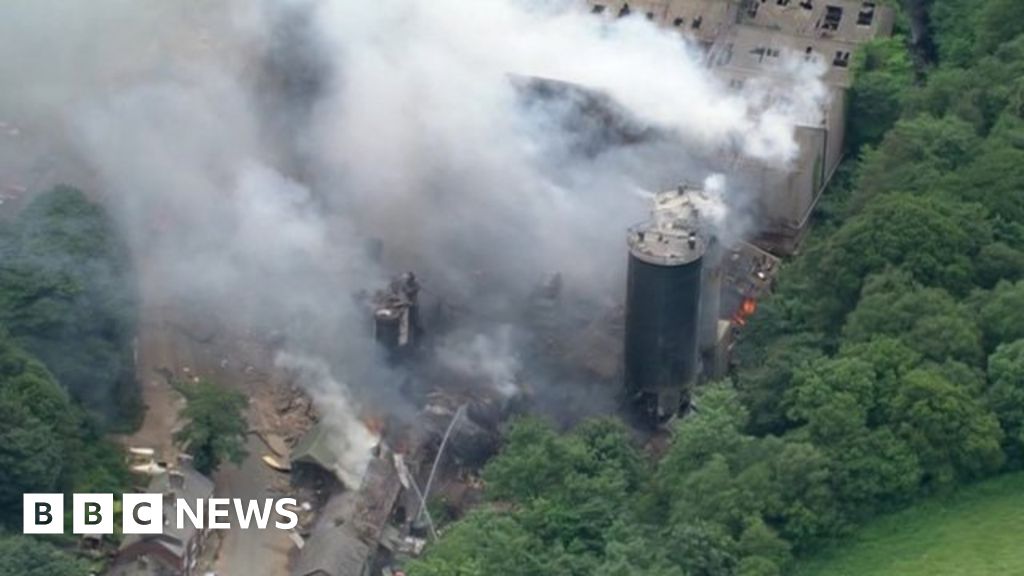 Bosley explosion Four missing in Wood Flour Mills blast 