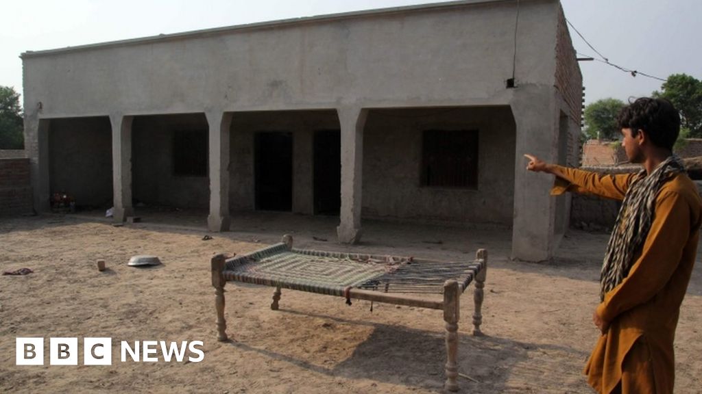 pakistan village council orders revenge rape of girl pakistan village council orders revenge rape of girl