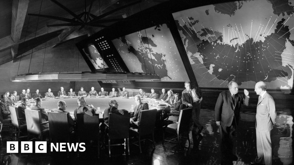 Nuclear Conflict Risk Why The Bomb Is Back Bbc News Nuclear Conflict Risk Why The Bomb Is Back Bbc News