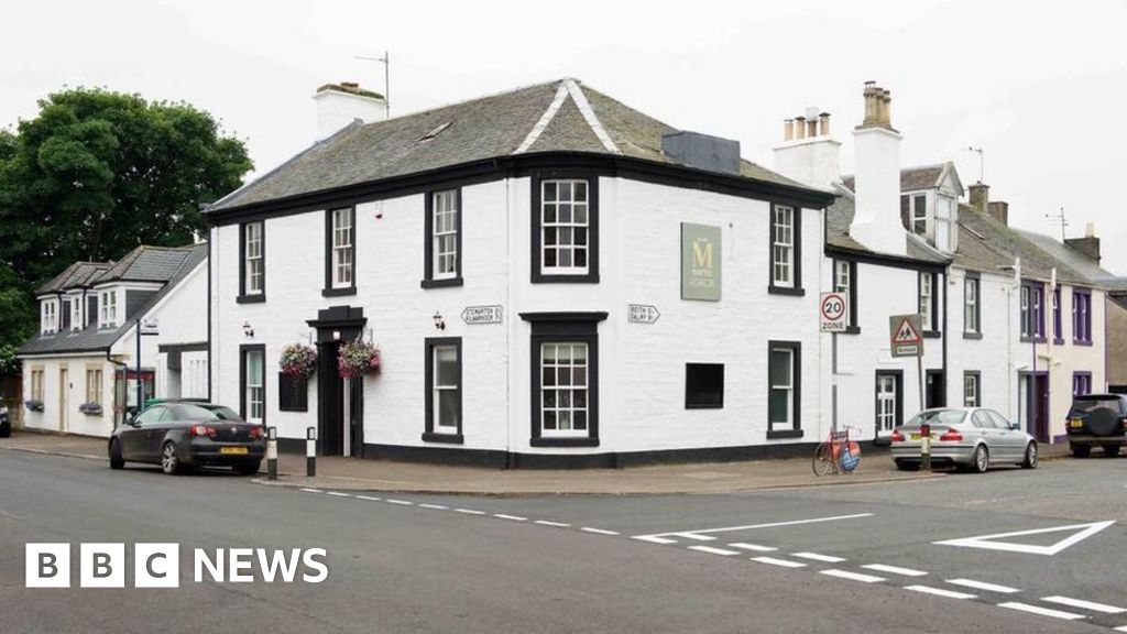 Dunlop community group to buy village's only pub BBC News
