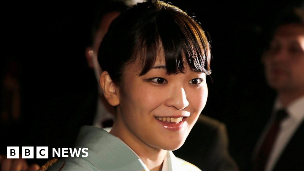 Japans Princess Mako To Lose Royal Status For Love Bbc News