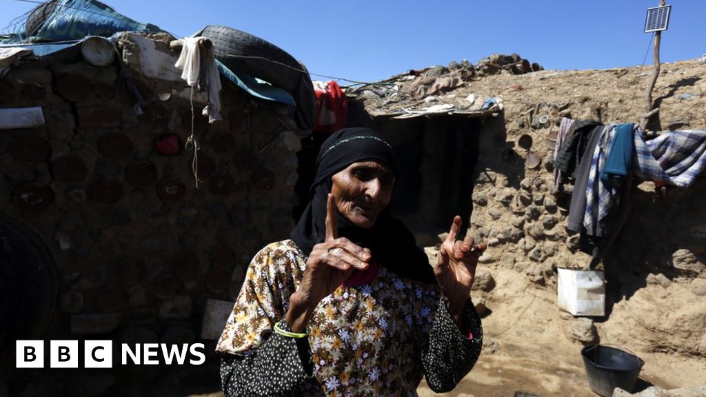 In pictures Yemen's displaced women and girls BBC News