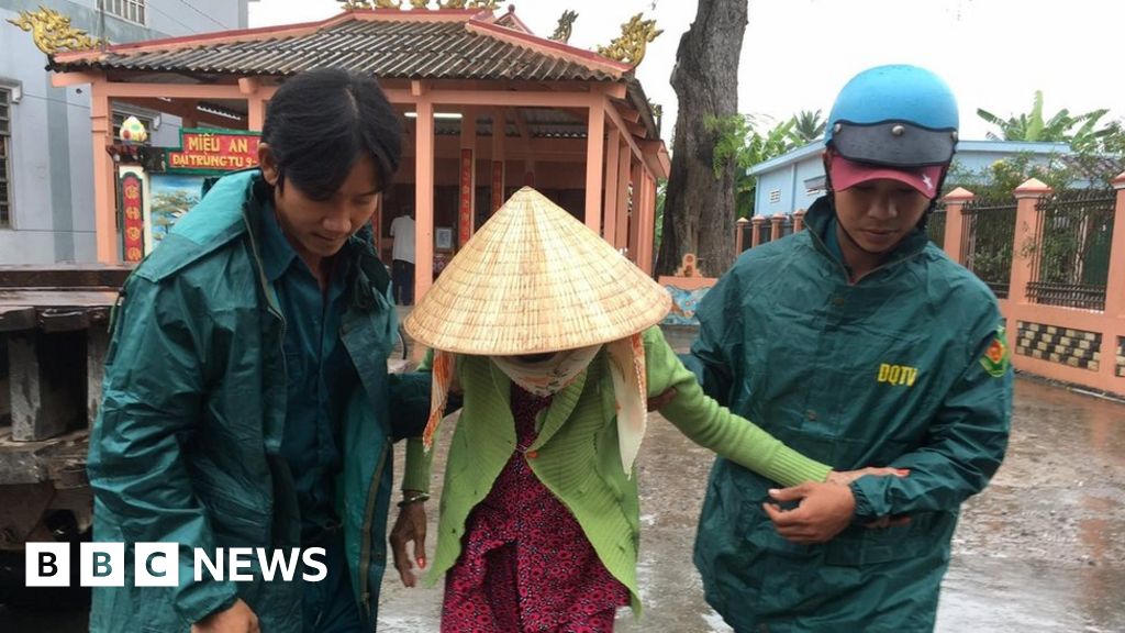 Storm weakens as it nears Vietnam