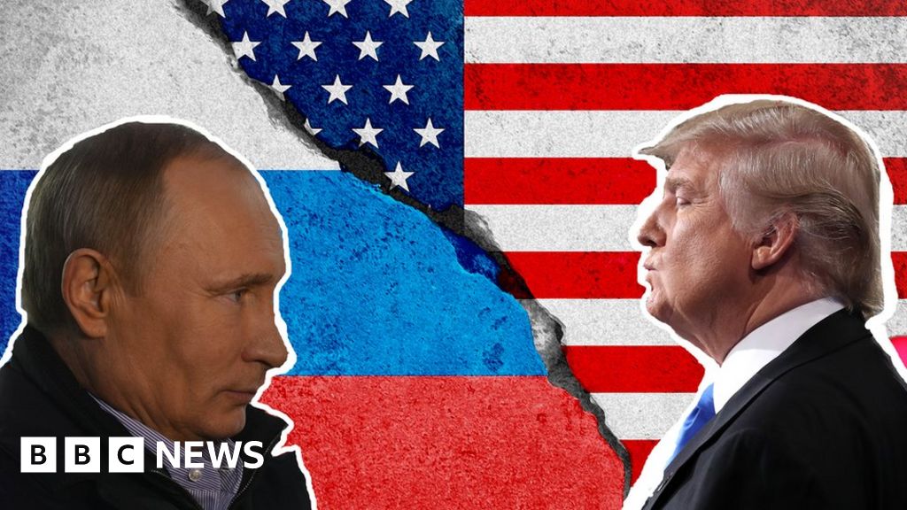 Cold War: How do Russia tensions compare to Soviet era? - BBC News