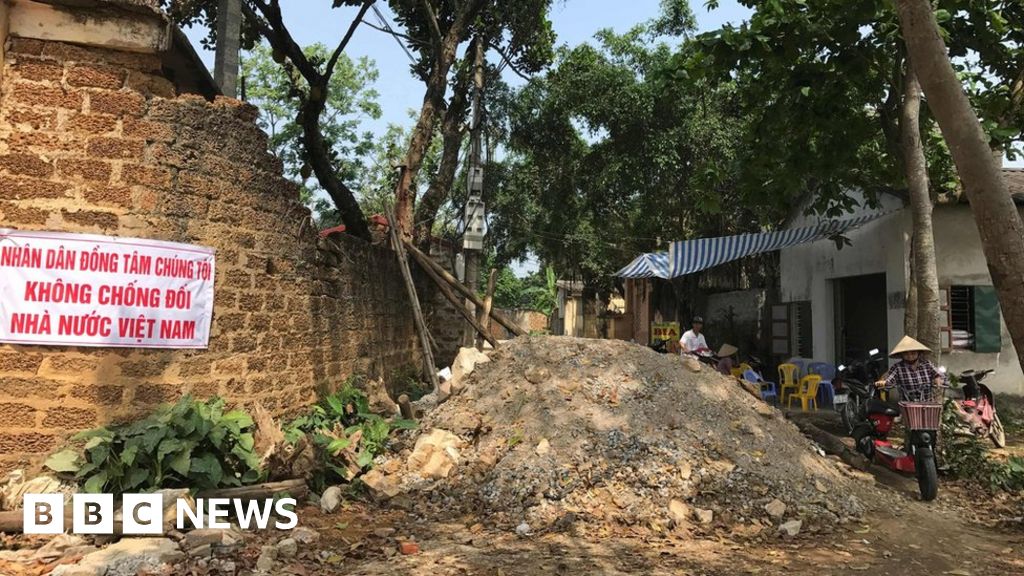Why Vietnamese villagers are holding police hostage
