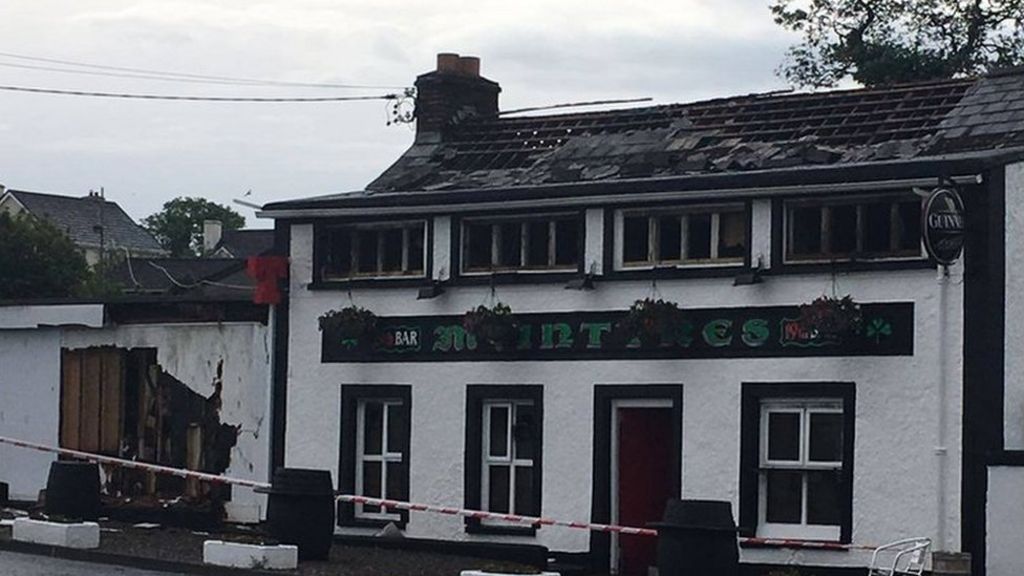 19th Hole bar in Bridgend badly damaged by fire